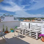 아파트 Ar De Mar 알보르